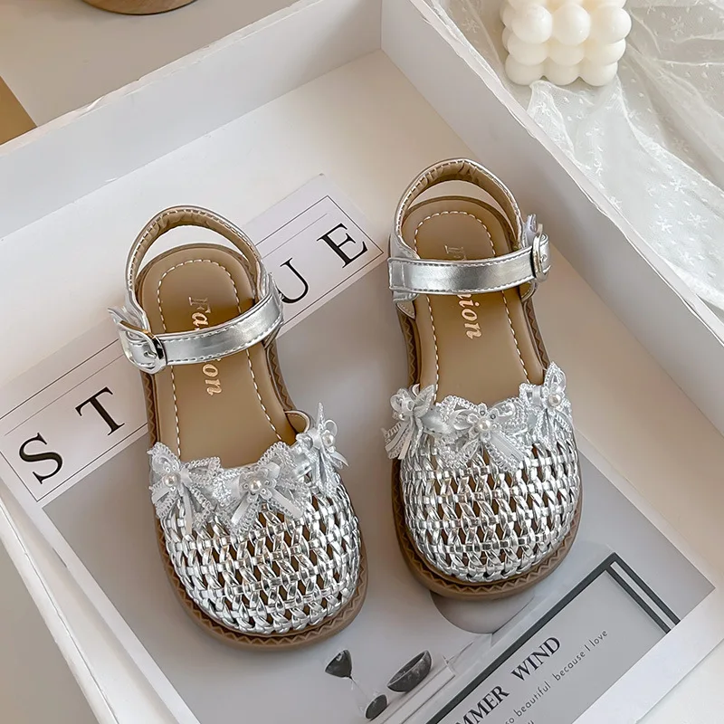 

Girls Children Woven Hollow Sandals Summer Closed Toe Cute Pearl Bow Princess Sandals