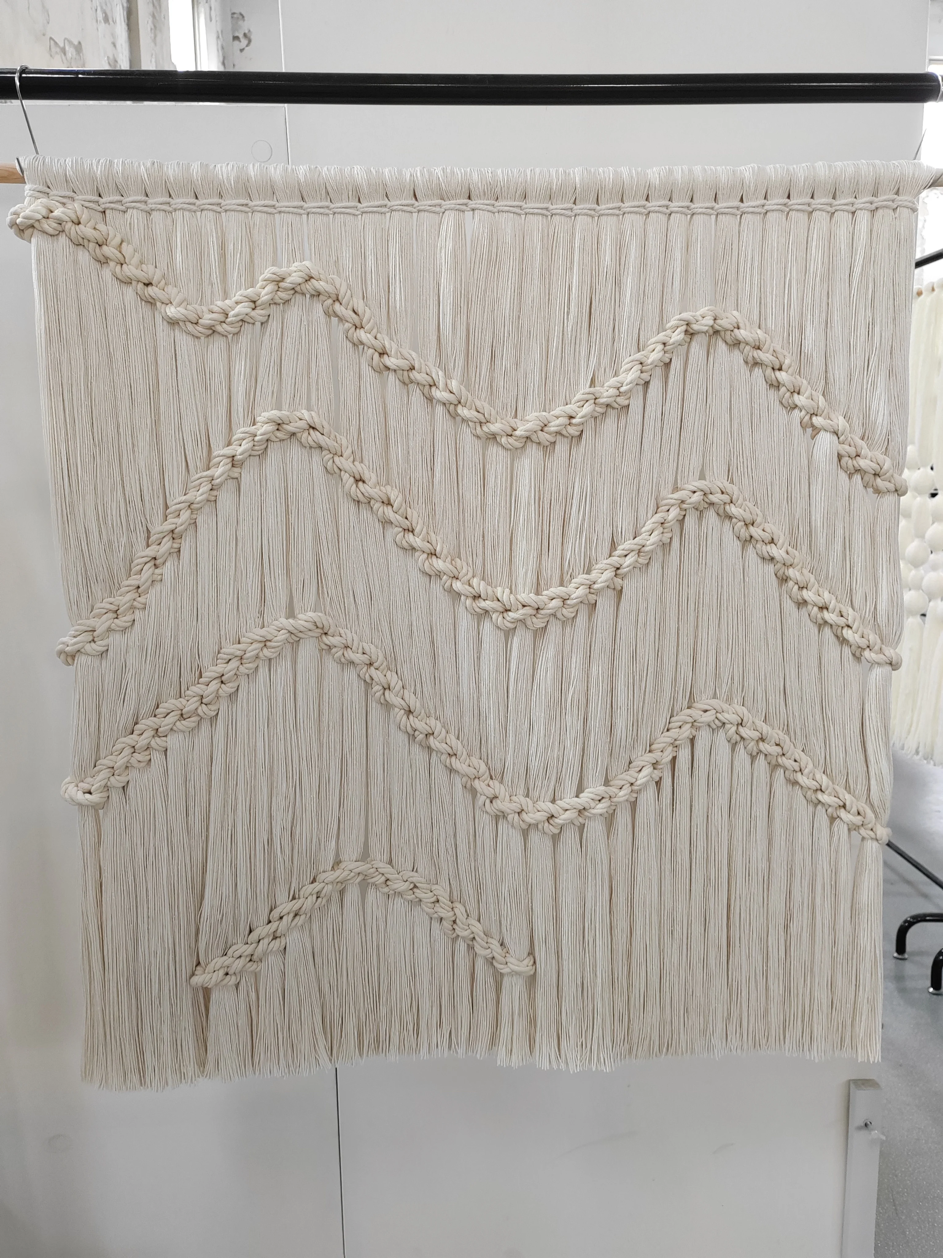 Boho Modern Spray Wave Style Soft Fringe Macrame Tapestry Items Wall Hangings Decorations for Cozy Home