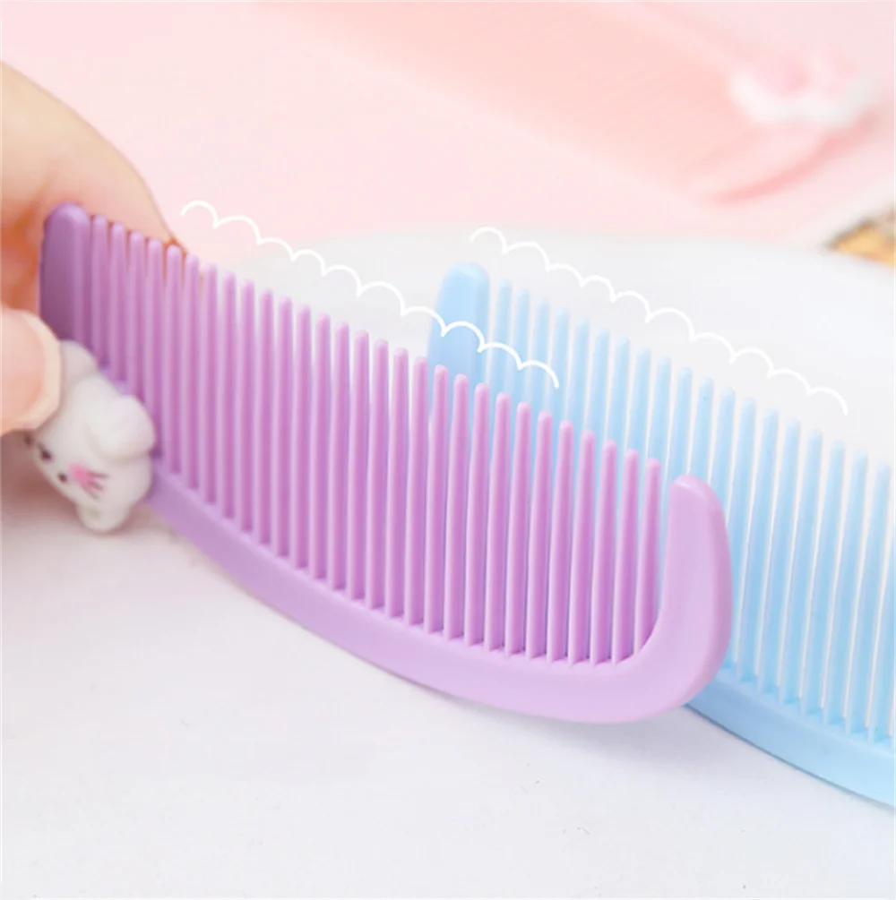 Cartoon Mini Crescent Comb Women Girls Hair Brushes Hairbrushes Plastic Teeth Baby Body Care Hair Accessories Portable Comb 1PC