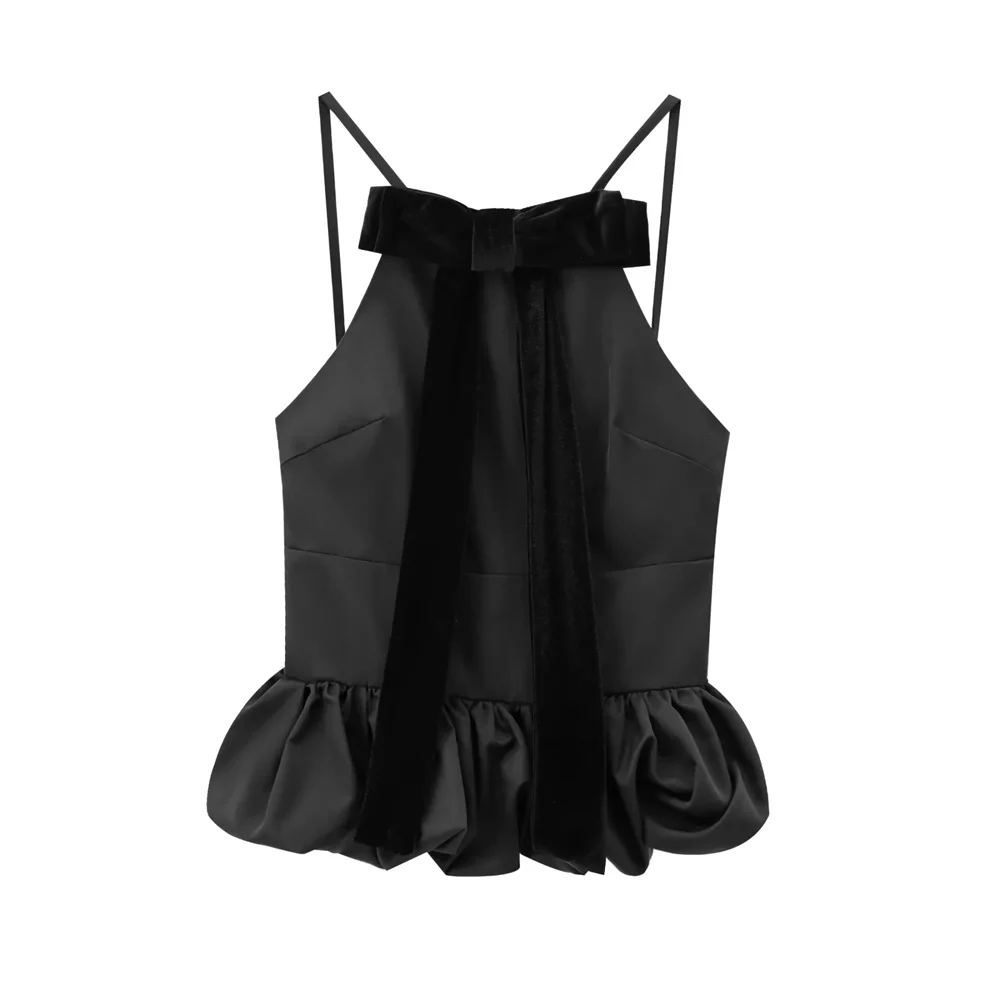 

Black temperament hanging neck top, French temperament high-end feeling, Hepburn style super beautiful camisole vest
