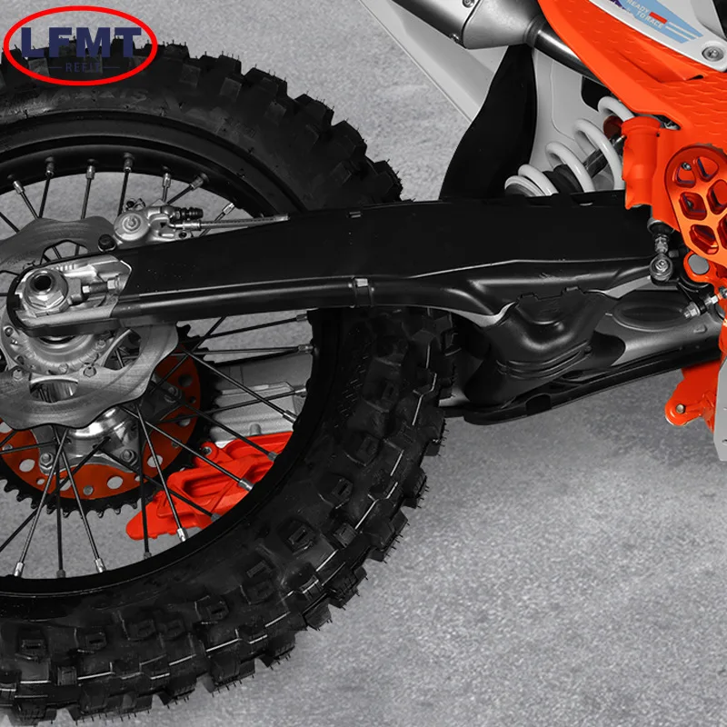 NIEUWE 2024 Motorfiets Achterbrug Swing Arm Protector Cover Voor KTM XCW XCWF EXC EXCF 150 250 300 350 450 Enduro Dirt Pit Bike