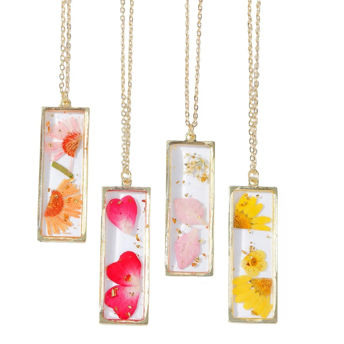 Dried Natural Flower Pendant Necklace | December Birthstone Pendant | Handmade Epoxy Resin Floral Necklace Pastoral Style