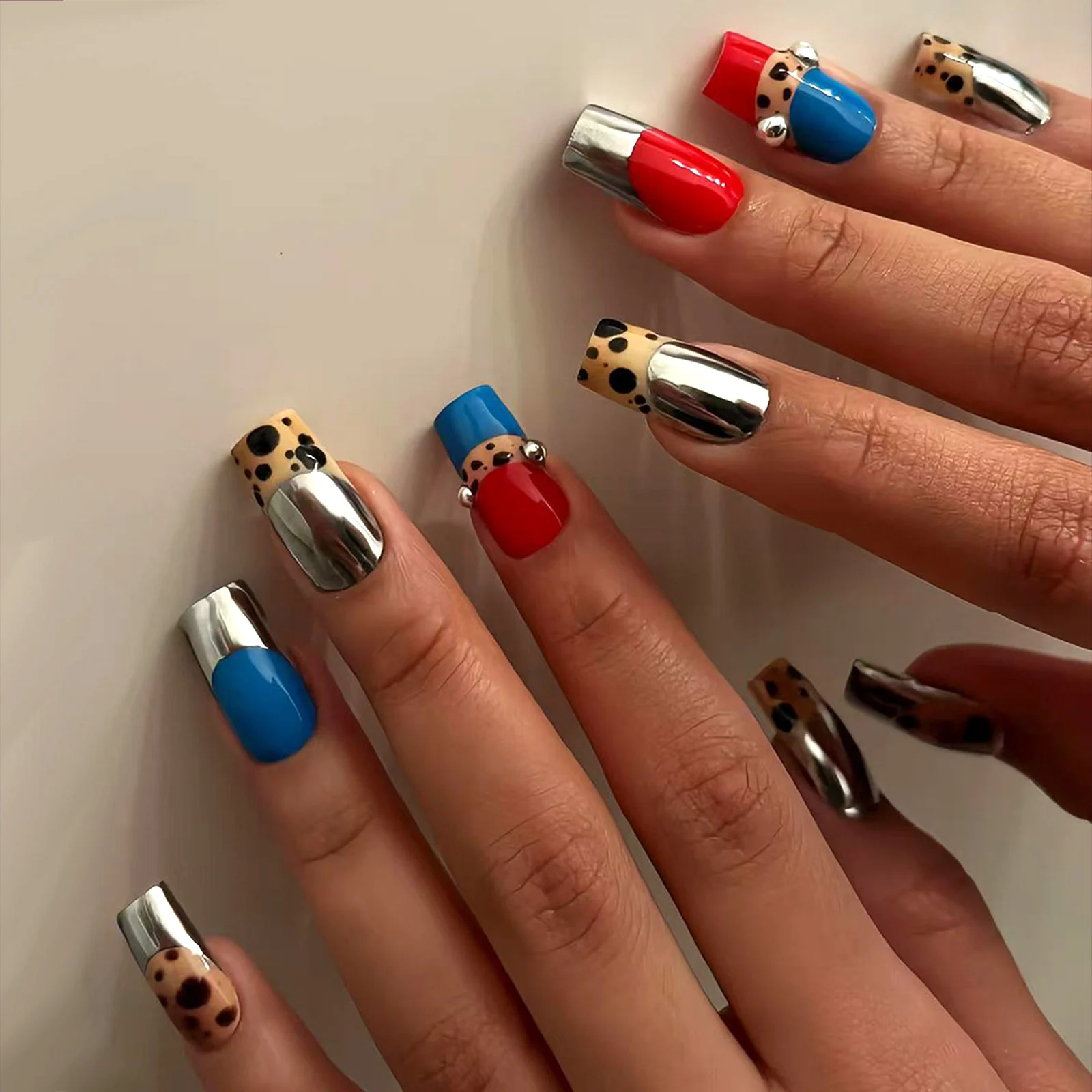 24pcs Leopard Print French Style Press On Nails Sweet Cool Spicy Girls False Nails MId-length Coffin Wearable Fake Nail Patches