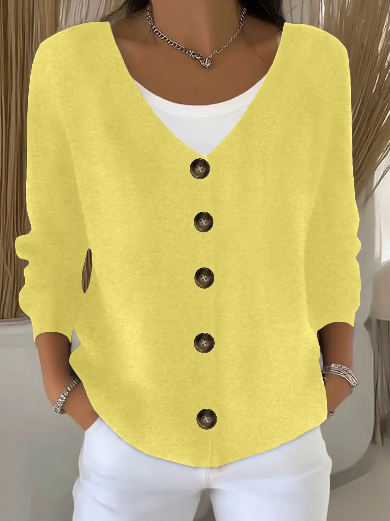 

Autumn and winter fashion, simple and elegant, casual, solid color button V-neck women's jacket, comfortable upper body