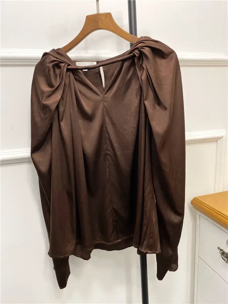 

2023 Nordic style v-neck stylish commuter shirt european-american pullover long-sleeved top shirt