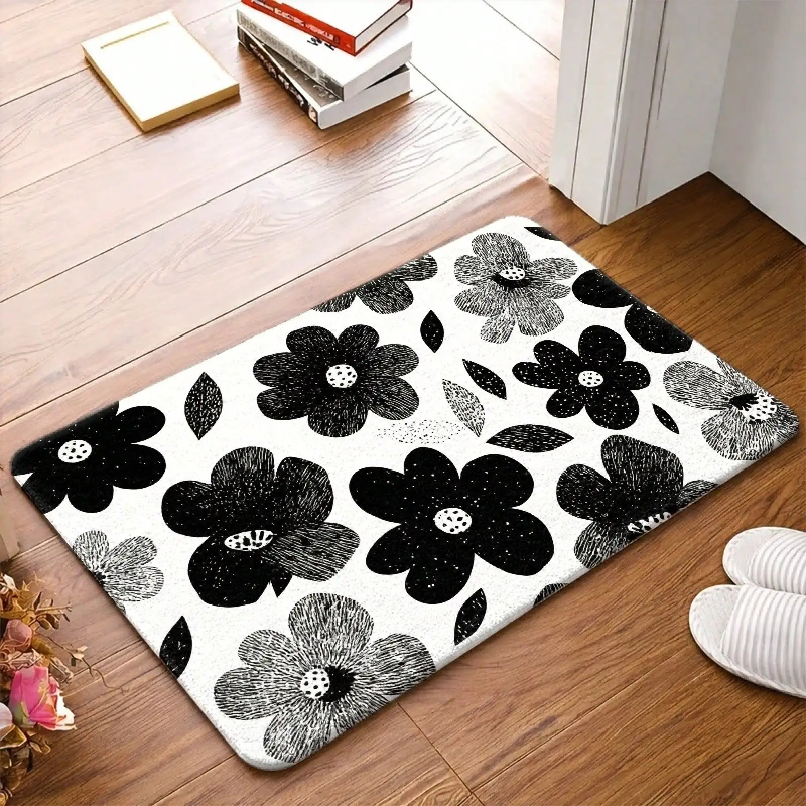 Black And White Floral Pattern Flannel Floor Mat, Non-Slip, Durable And Dirt-Resistant, Universal Entrance Mat Suitable For Living Room, Bedroom, Office