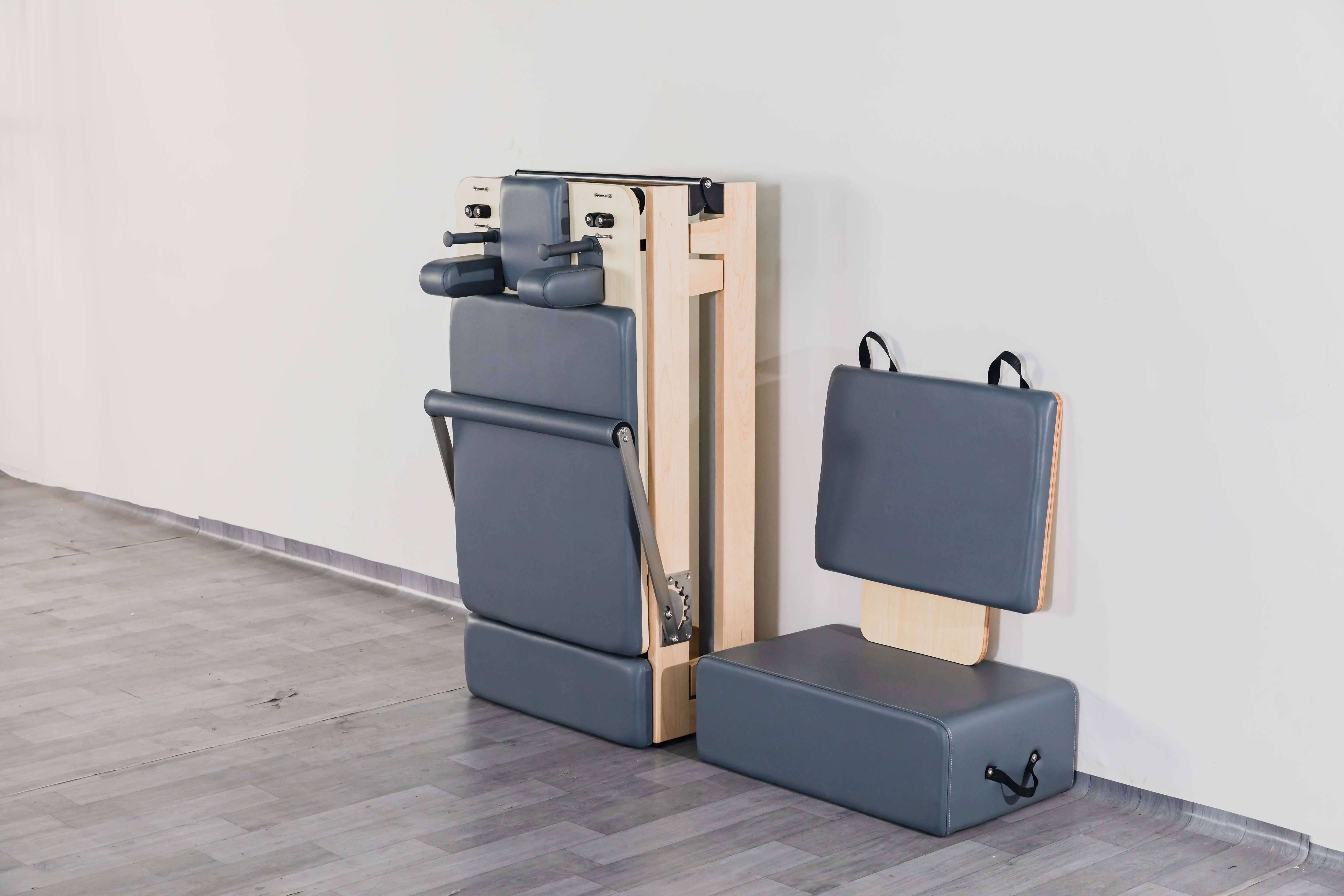 Foldable Maple Wood Pilates Reformer, Space-Saving for Full Body & Core Training