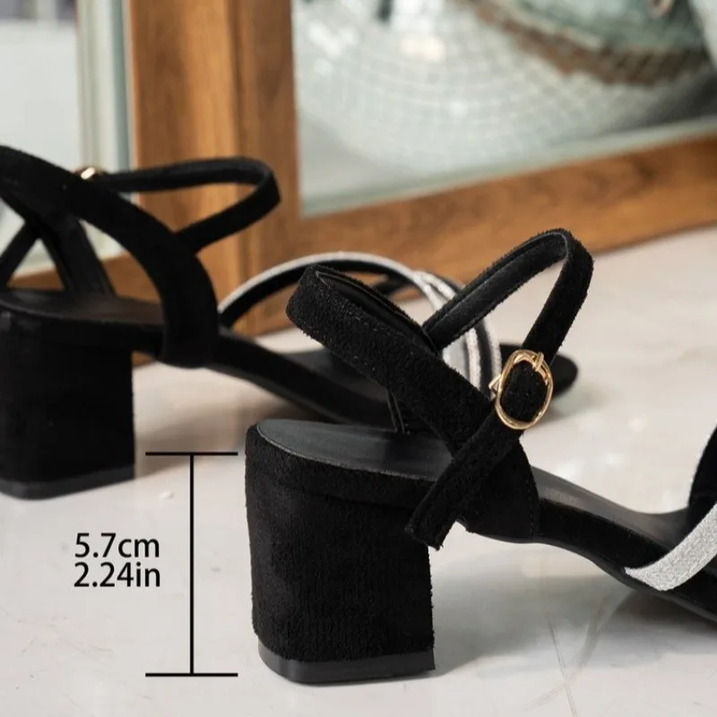 صنادل مماشي للموضة النسائية 2025 كعب مكتنز المفتوحة تو مشبك واحد حزام الماس اللامع عالية الكعب مع تنورة ركاب أحذية نسائية #4