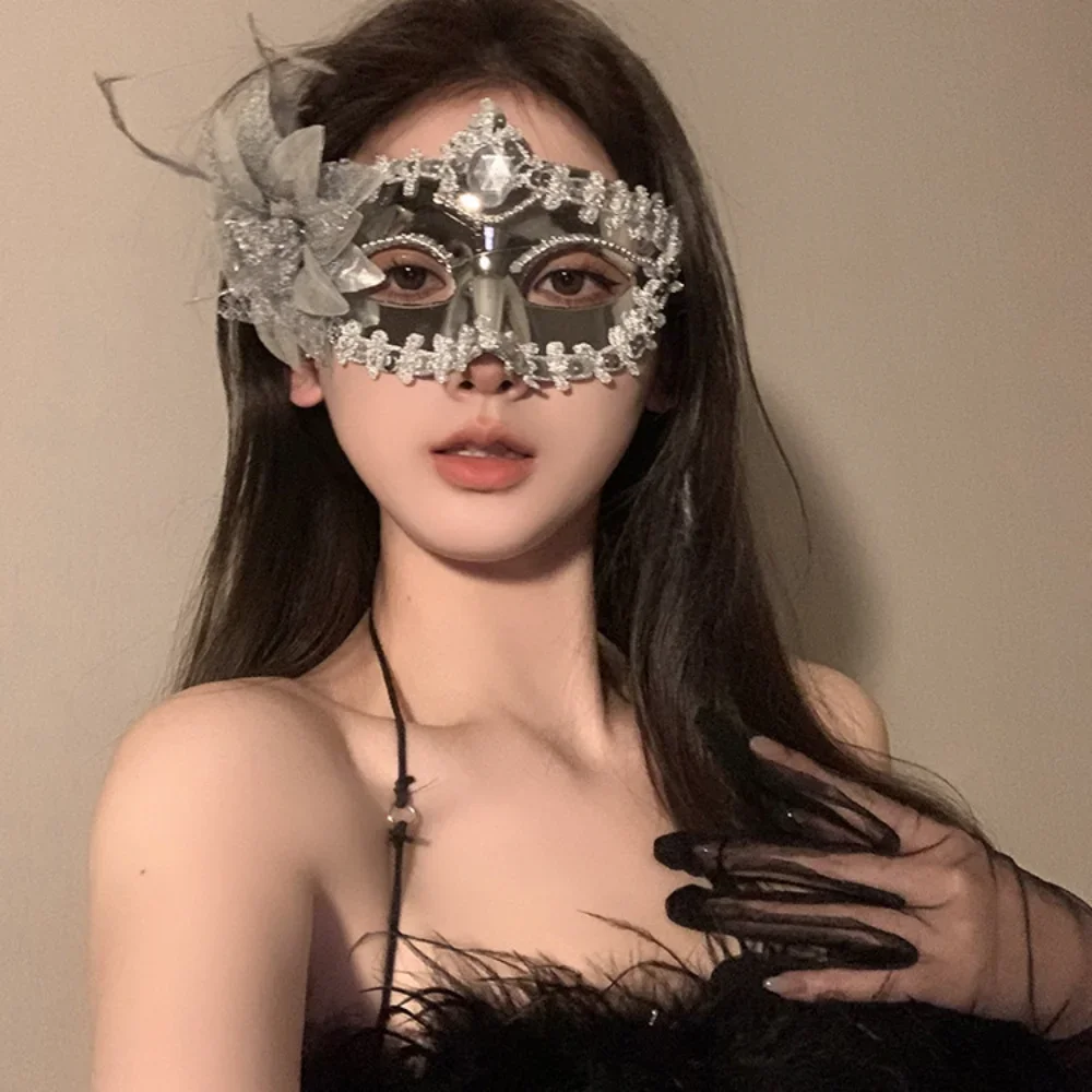 Masque noir Sexy en dentelle papillon pour femmes, masque de mascarade, masque pour les yeux de fête vénitienne, déguisement de carnaval, décor de fête Cosplay