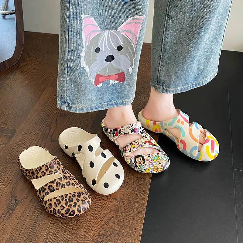 2026 Summer New Ballet Hole Shoes Popular Cute Breathable Women's Beach Shoes Simple Casual Korean Outdoor Daily Slippers