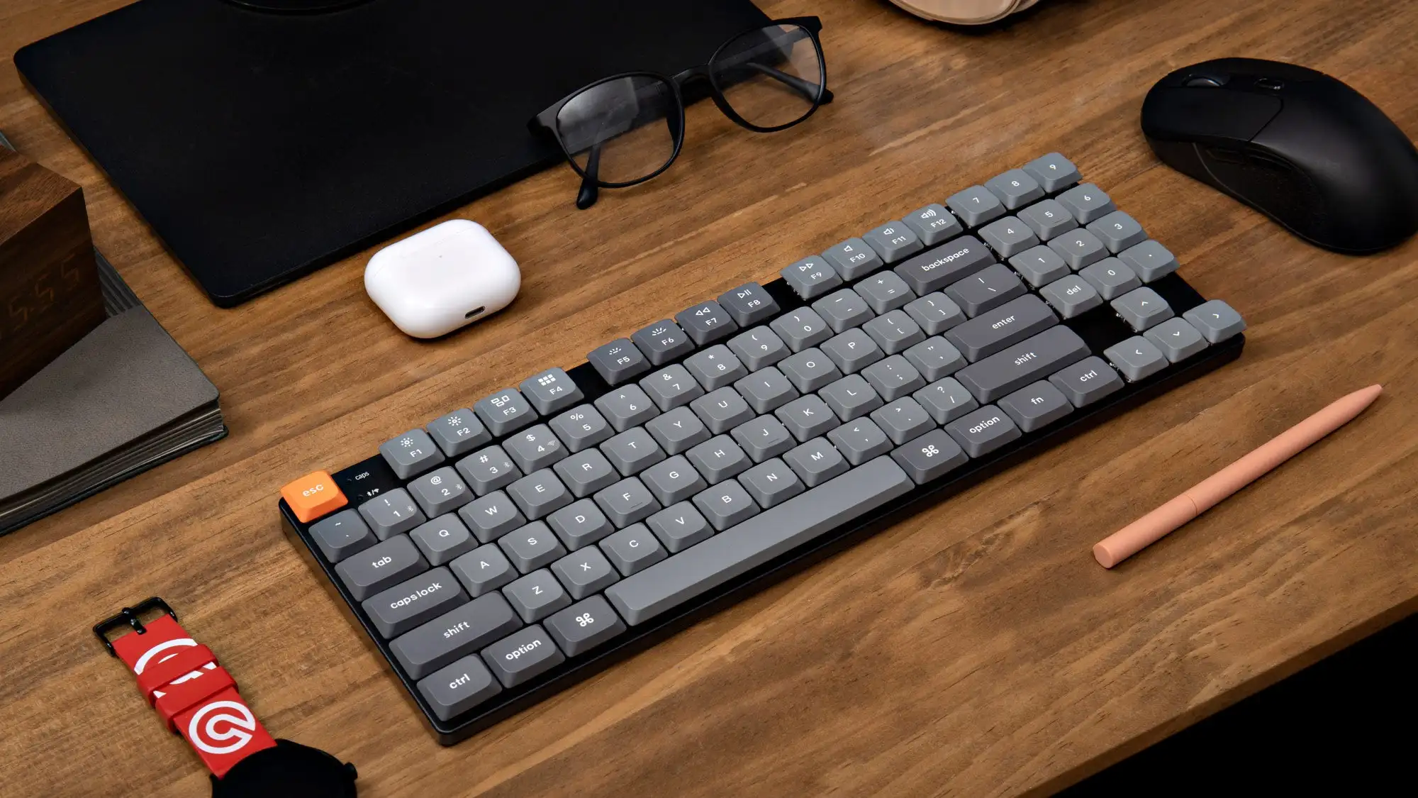 Imagem -05 - Keychron-teclado Mecânico Personalizado sem Fio Low Profile Switch Gateron Double-shot Pbt Keycap Backlight Branco K13 Max Qmk Via