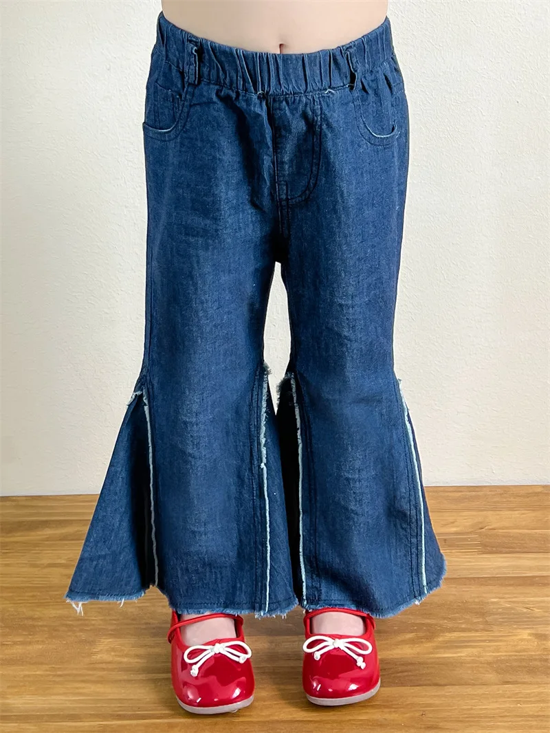 بدلة بناتي لصيف 2025 ملابس أطفال جديدة للفتيات الصغيرات تنورة بحمالات بفيونكة مجوفة من الخلف بحافة فروي سراويل جين متوهجة مجموعتين #6