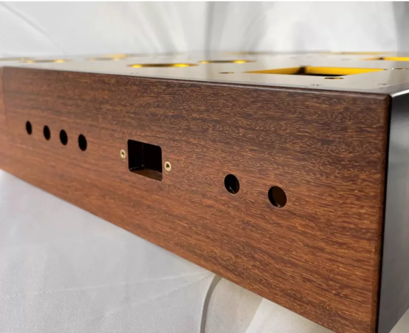 Professional custom bile machine mahogany chassis front stage Class A power amplifier wood chassis aluminum plate opening
