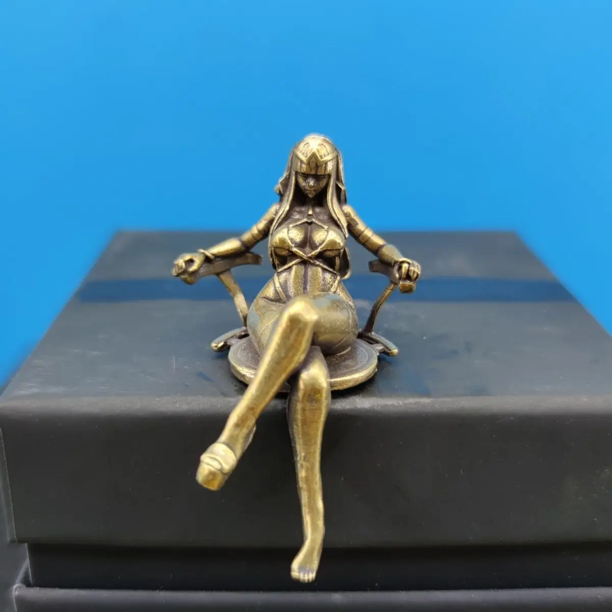Mini Brass Anime Girl Figurine - Sexy Sitting Statue for Car Dashboard & Desktop, Collectible Metal Ornament