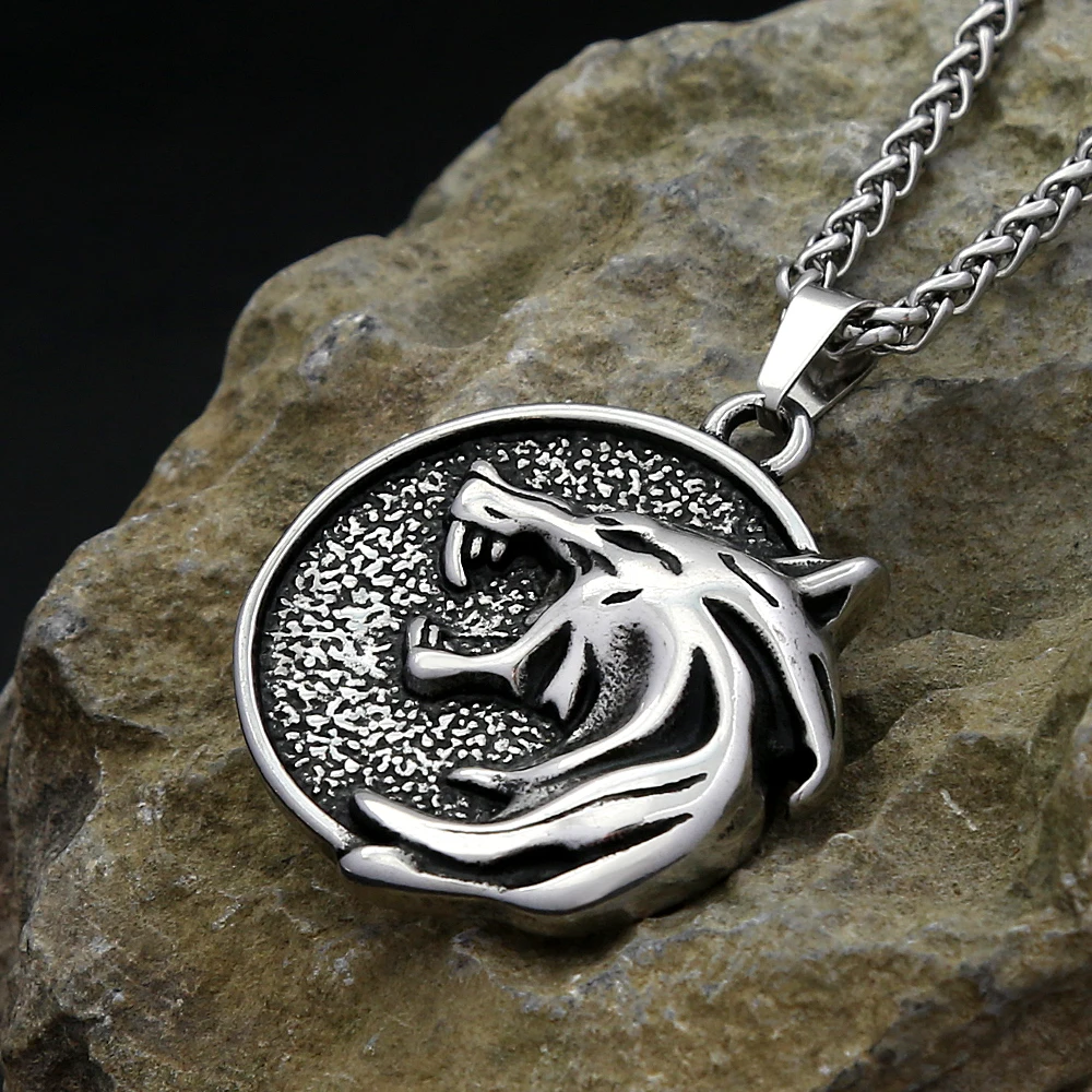 Ciondolo Amuleto Lupo Vichingo - Jewelry & Watches Spółka Z Ograniczoną Odpowiedzialnością recensione e prezzo