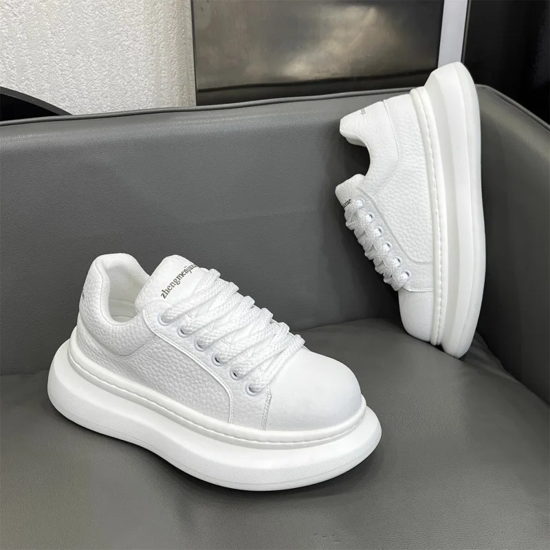 XIHAHA Ultra-Light Comfortable Running Shoes Soft Bottom Casual Sneaker for Outdoor Hiking Traveling Climbing Suitable for Youth