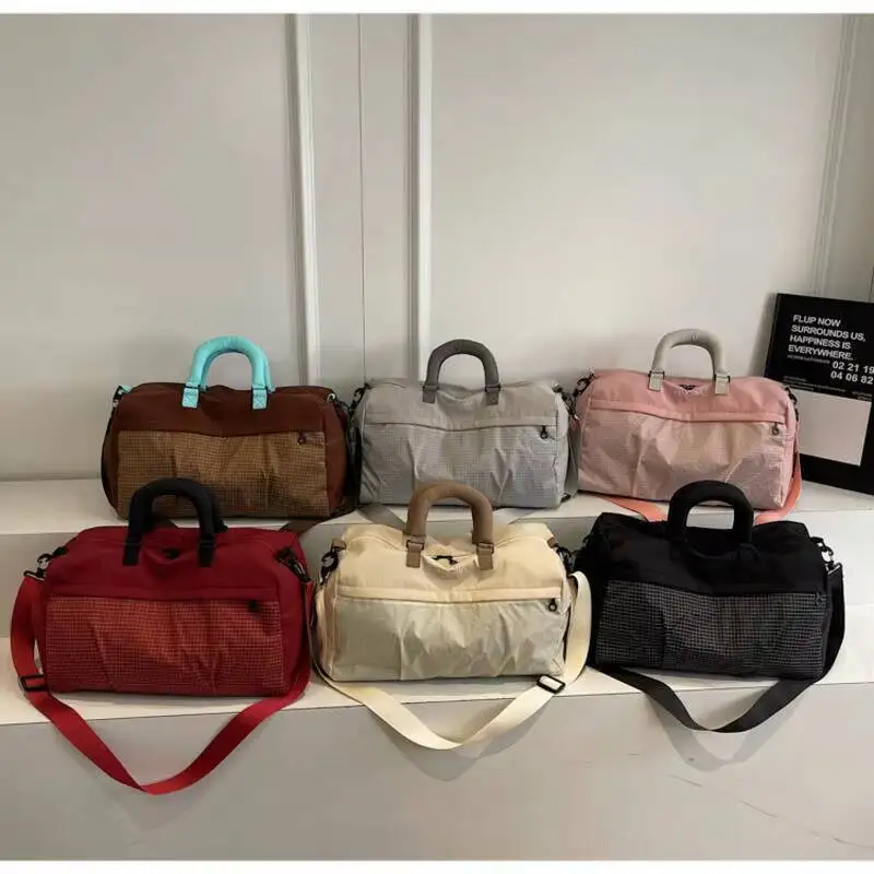 

Men Women Grid Pattern Travel Duffel Bag - Waterproof Nylon Gym Bag with Shoulder Strap Weekend Sports Bag for Travel