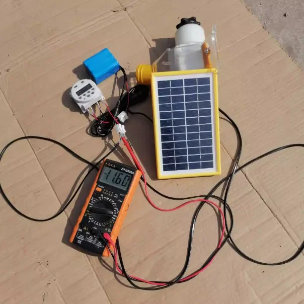Solar-powered Fully Automatic Feeder Timed and Quantitative Feeding for Chicken Raising