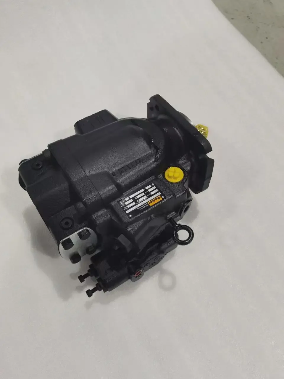 piston Pump P2075S3750-R Axial Hydraulic Piston pump P2075 P2105 P2060 P2145 P3075 P3105 P3145 high pressure hydraulic pump