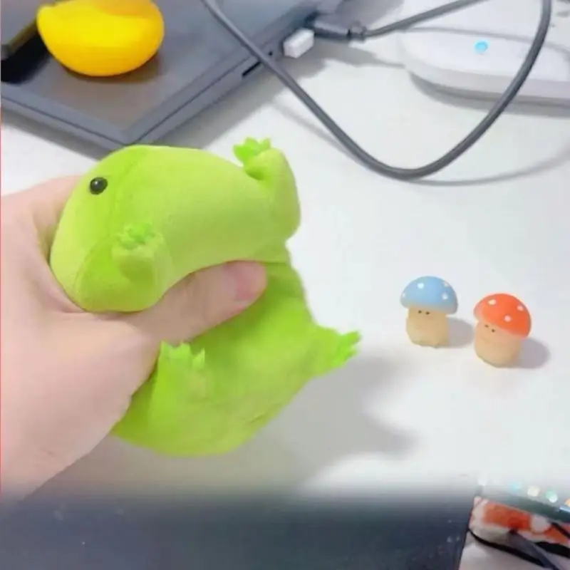New! 1/2Pcs Decompress Animals Fluffy Frog Figurine Cartoon Anime Green Frog Plush Toy Soft Frog Plushie Pendant Cute Ornaments
