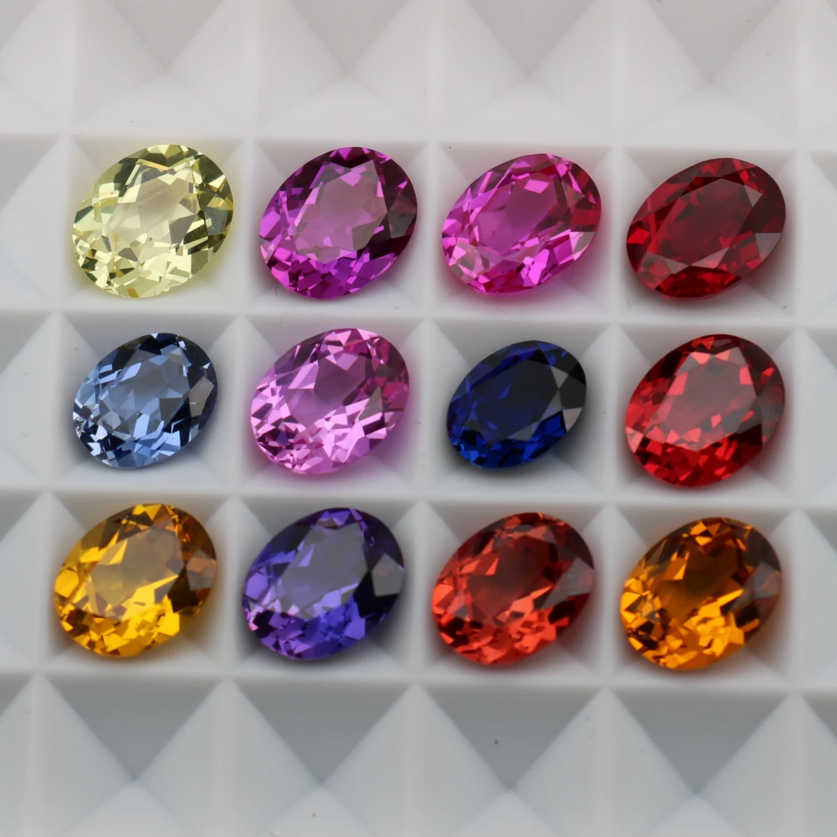 Oval Cut 3x5 - 13x18mm 6A Synthetic Sapphire Gemstones Flame Melting Mixed Colors Corundum Stone