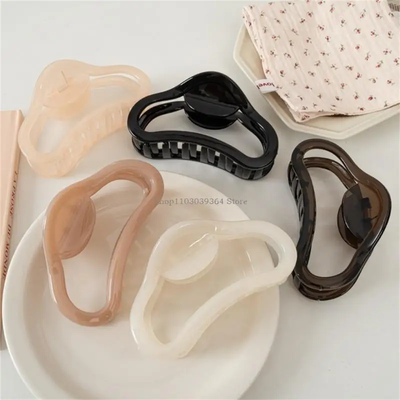 Elegant Hair Claw Clip for Women Ponytail Holder Barrettes Strong Jelly Translucent Color Hair Claw Hair Styling Clip