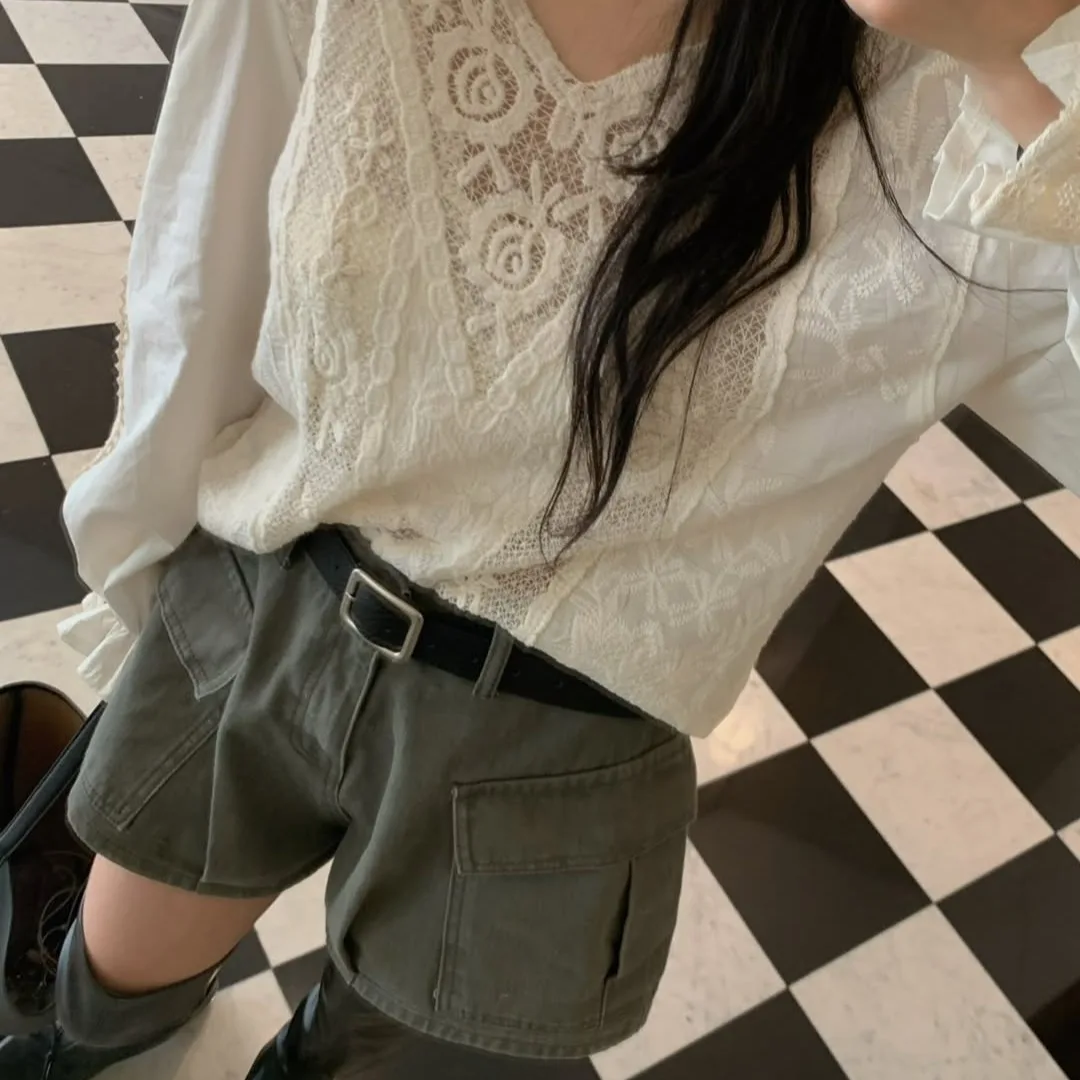 Korean Chic Vintage Lace Knitted Patchwork V-neck Hollow Bubble Sleeve Top Women's Loose Fit Long Sleeve Cotton Shirt