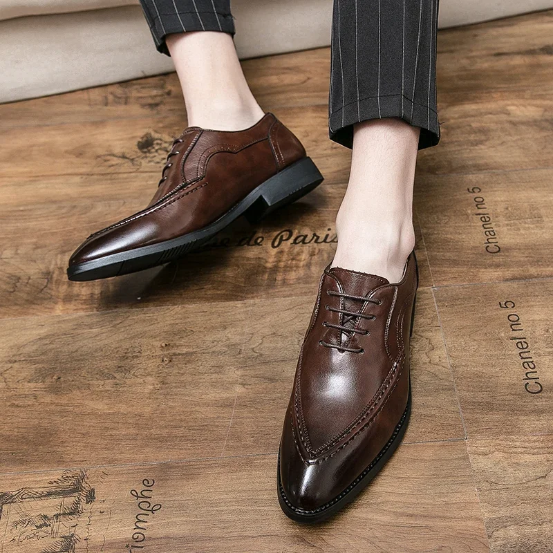 European Station Men Fashion Derby Shoes Pointed Classic Lace up Business Dress Leather Shoes Black Brown Size38-45 Men Shoes