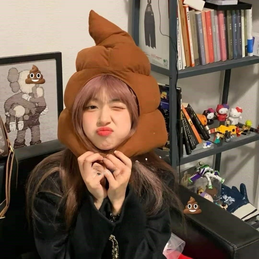 Merda Cappello per Uomo Donna Cos Selfie Halloween Carnevale Festa Live Streaming Kawaii Cacca Costume Cosplay Fascia Soffice Peluche Cacca