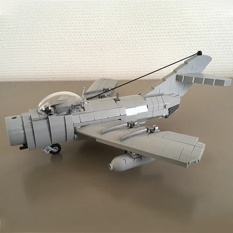 Moc อาคารอิฐอาวุธทหารรุ่น MiG-15 Fighter เทคโนโลยี Modular Blocks ของขวัญของเล่นเด็ก DIY ชุดประกอบ