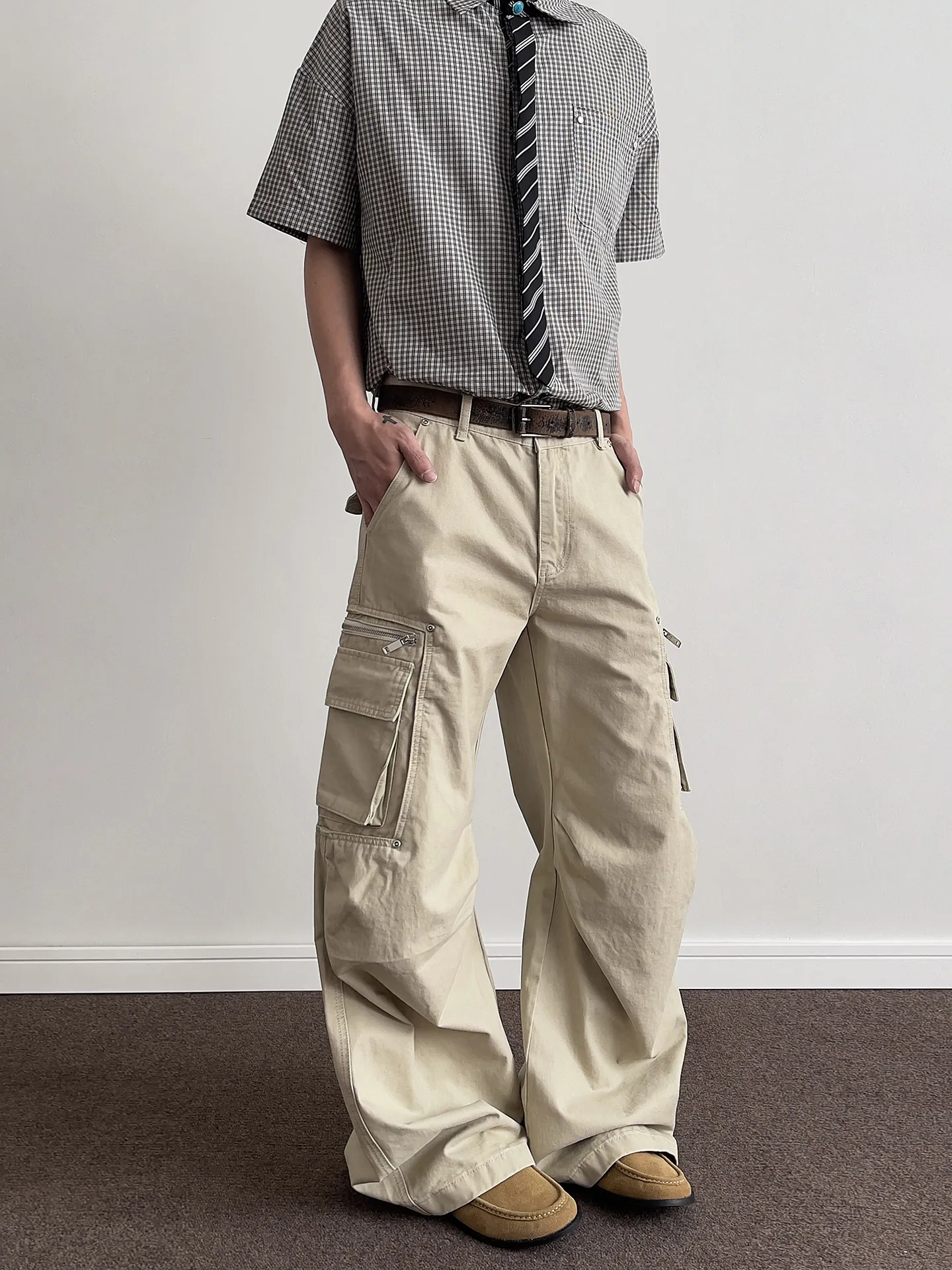 

American High Street Retro Multi-Pocket Splicing Knife Work Pants Loose Straight Leg Micro Flared Slimming Casual Trouse...