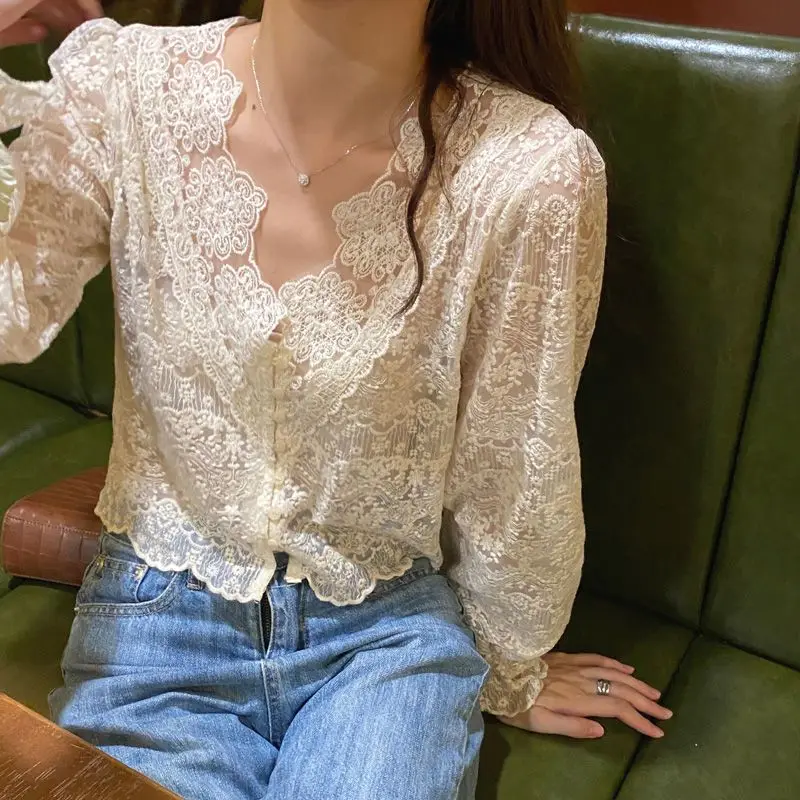 Deeptown Elegant Lace Women\'s Shirt Long Sleeve Summer Aesthetic Blouses Female Sweater Korean Fashion Youthful Vintage Resort