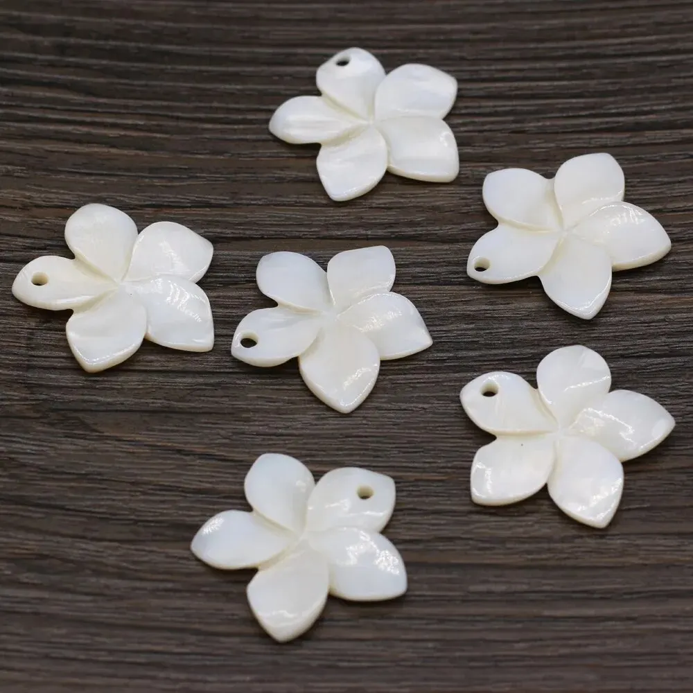 5pcs/Pack 25mm White Petal Shape Natural Freshwater Shell Pendant Charms for Jewelry Making DIY Necklace Earrings Accessories view 5