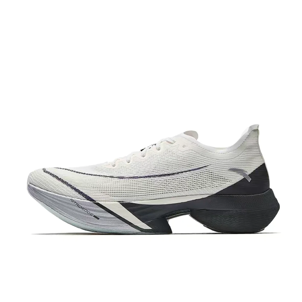 Anta C10 Pro: Comfortable and Minimalist, Panda Colorway, Non-Slip, Breathable, Low-Top Running Shoes for Men 112445574-1