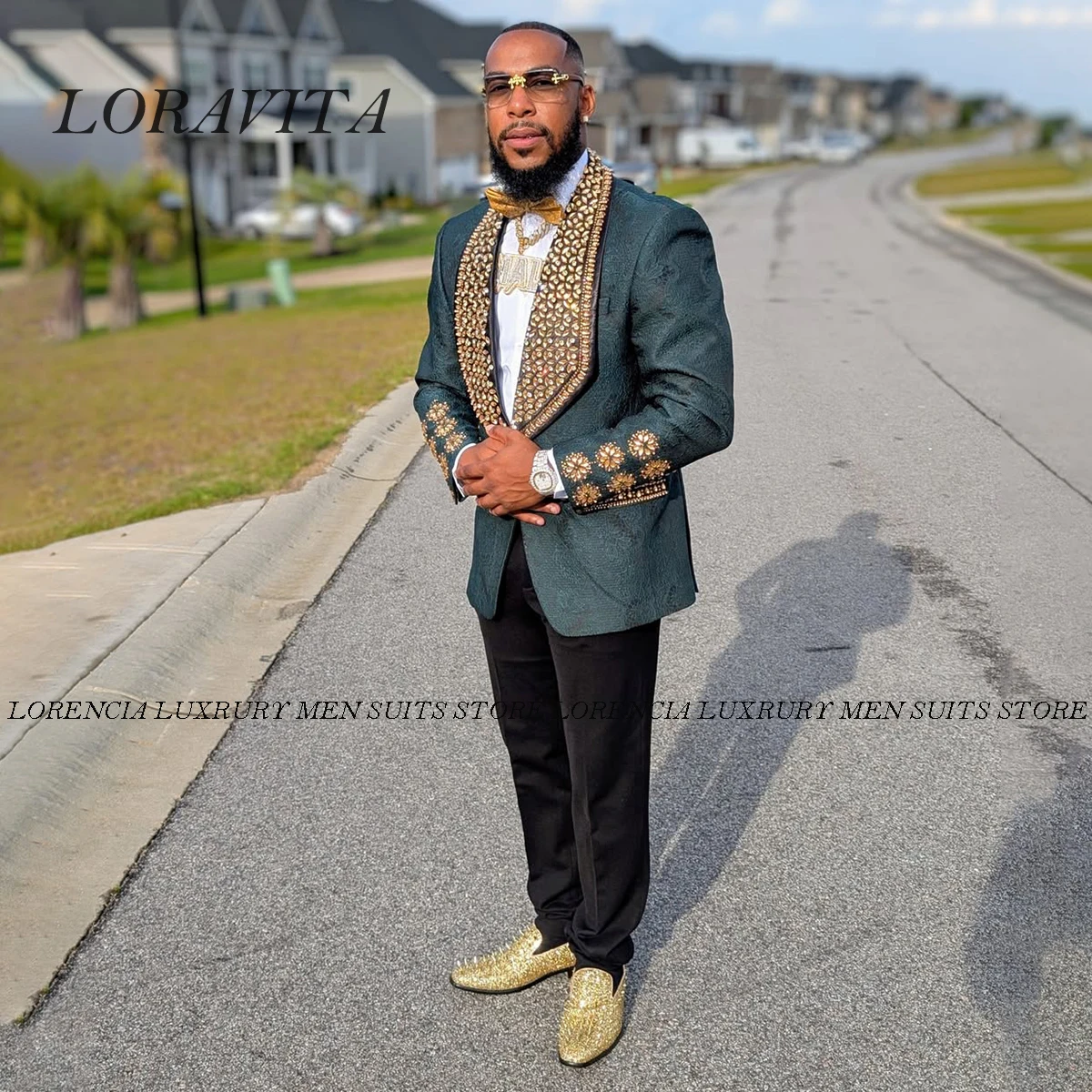 

Customized Sparkly Metal Embellished Men Suit Jacquard Groom Tuxedo Diamond 2 Piece Sets Groom Blazer Male Crystal Ropa Hombre