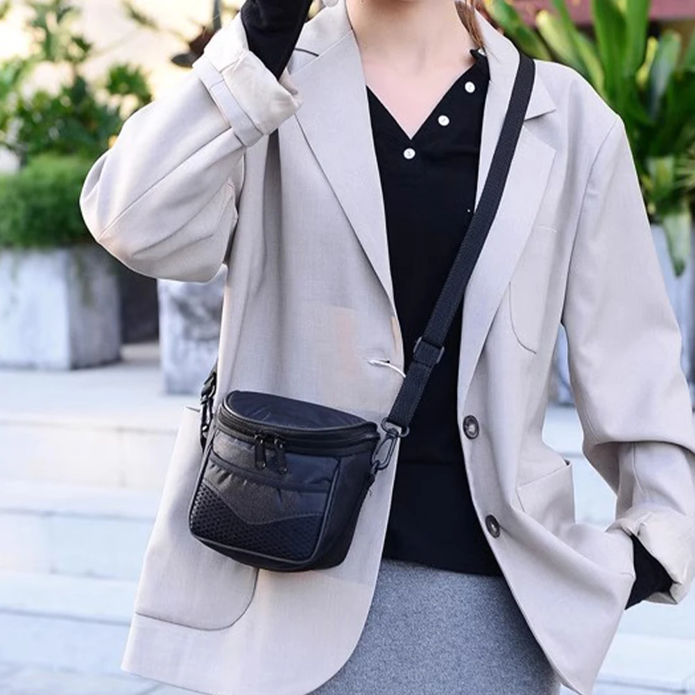 

Camera Case Storage Bag for Lightweight Portable Shoulder Strap Compact Camera Pouch Outdoor Bags Protects