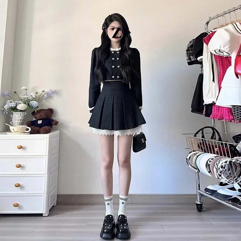 Small Fragrant Style Salt Set Women's College Style Short Coat Hundred Fold Half length Skirt Black Two piece Set