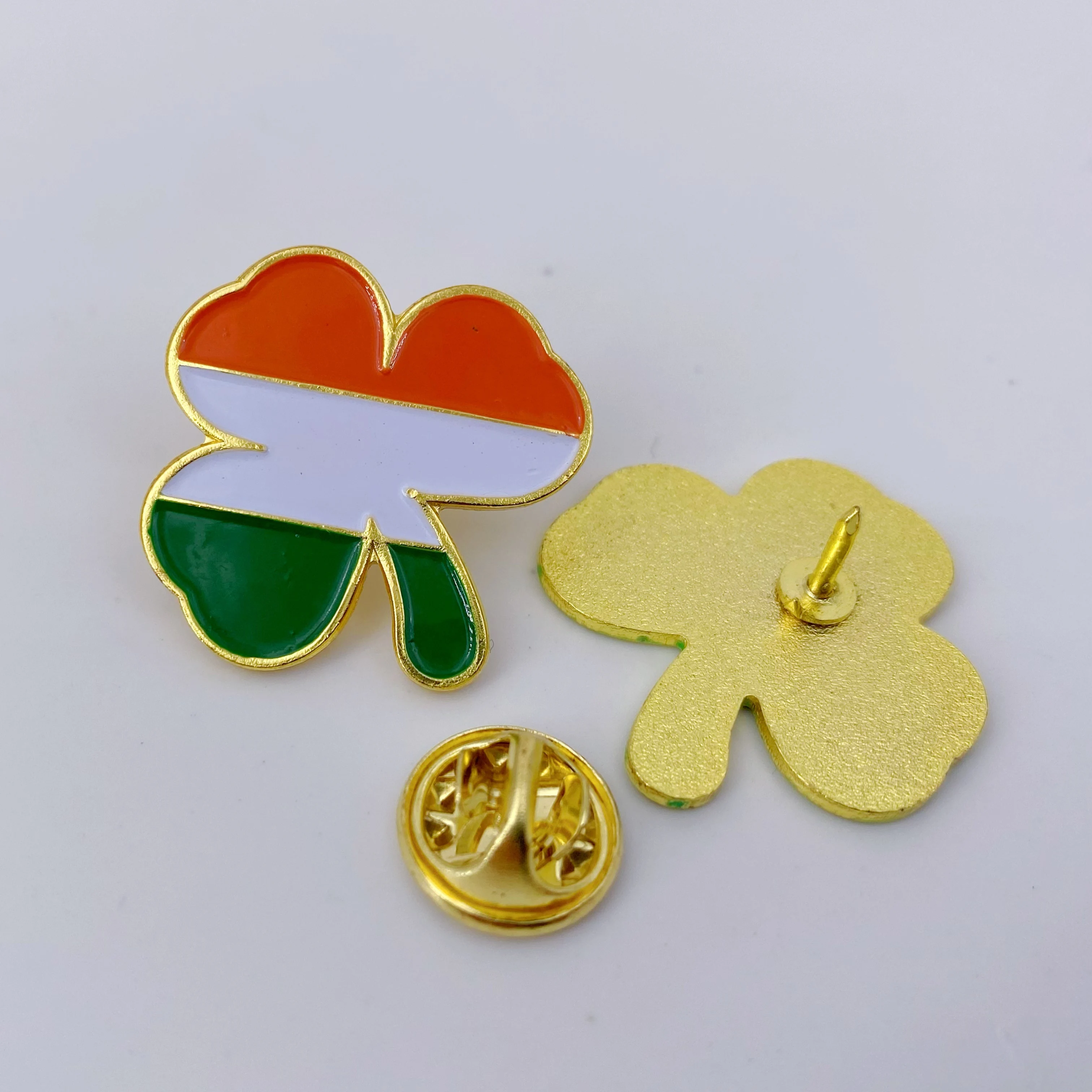 5/10/50/100 قطعة أيرلندا الأيرلندية شامروك التلبيب دبابيس السائبة سانت. عيد باتريك ثلاث أوراق البرسيم الهدايا المثالية شارة تذكارية #5