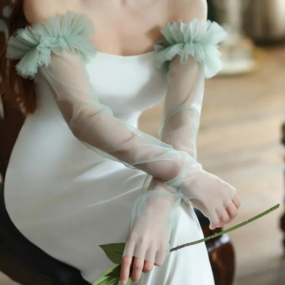 エレガントな長袖ブライダルスリーブ プリーツ取り外し可能なウェディングロングスリーブ 透明な複数の色のガーゼスリーブドレス