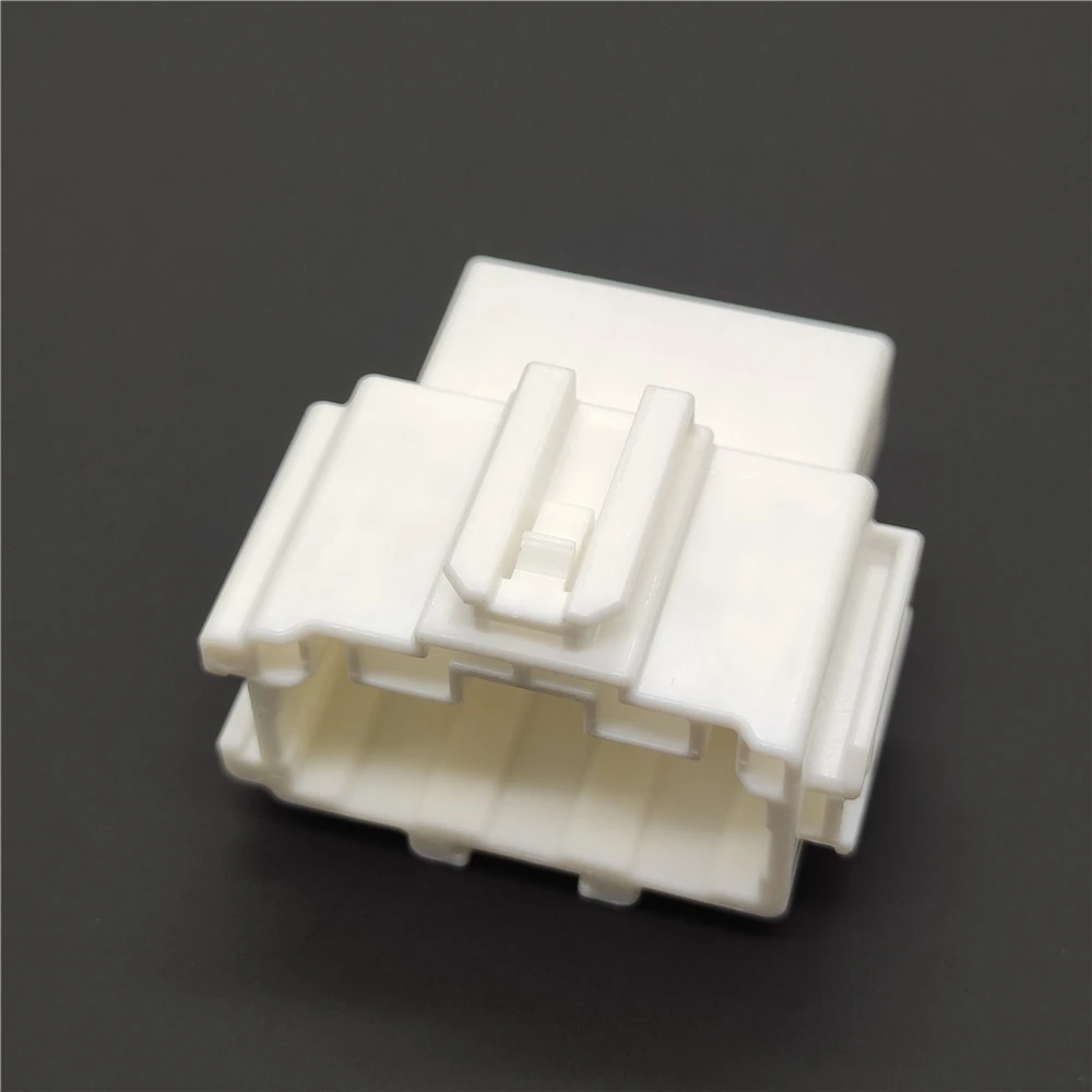 7186-8850 14 Pin Unsealed Automotive Connector Male 060 Series 1.5mm PBT Natural for Car Wiring