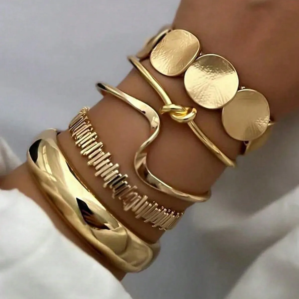 5Pcs/Set Irregular Bracelet Open Mouth Jewelry Combination Jewelry Exaggerated Stripes Bracelet Set Punk Style Bracelet Women