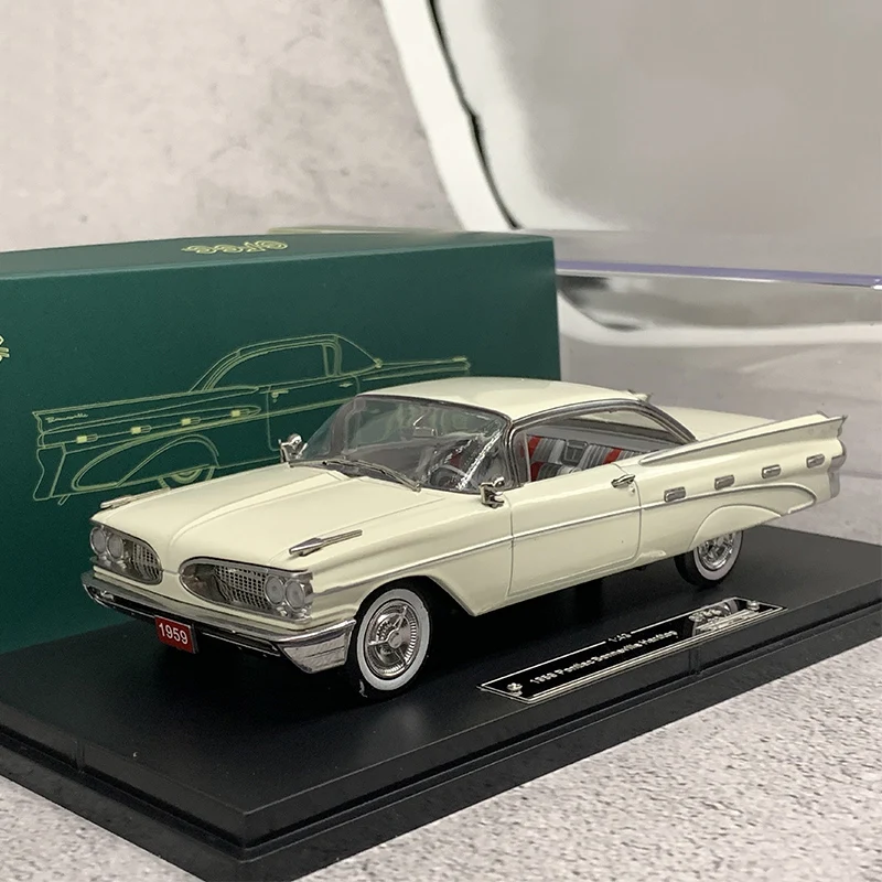 

Масштабная модель автомобиля Bonneville Hardtop 1959 из сплава, 1:43, коллекционная, для детей