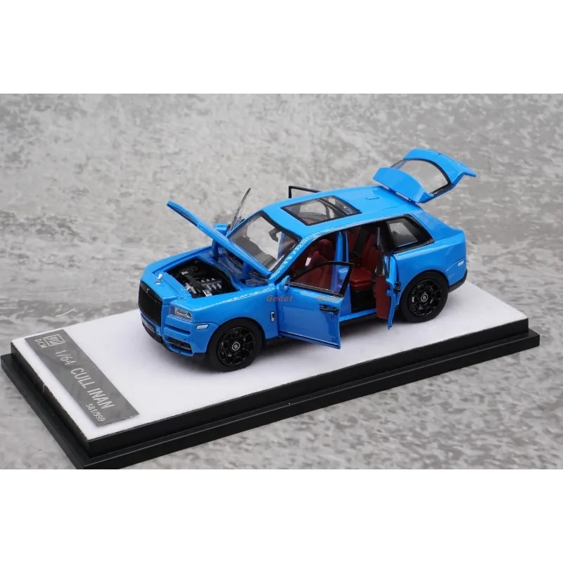 DCM 1:64 نموذج سيارة Rolls-Royce Cullinan SUV محاكاة مصنوع من خليط معدني، لعبة للأولاد، زخرفة قابلة للجمع للبالغين.