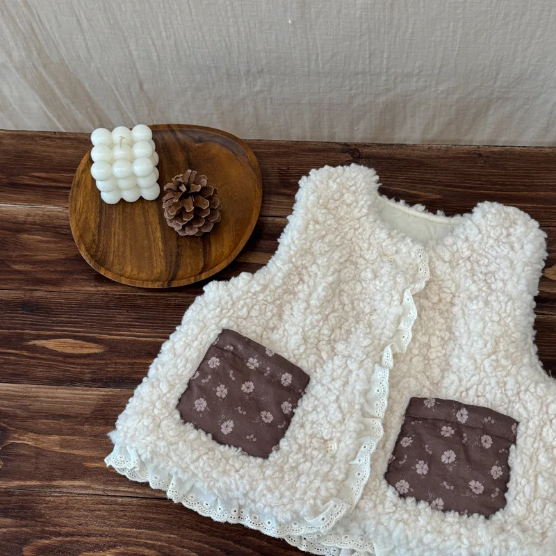 

2025 Winter New Children Sleeveless Plush Vest Thick Warm Girls Cute Floral Splicing Coat Fashion Kids Fleece Vest Jacket