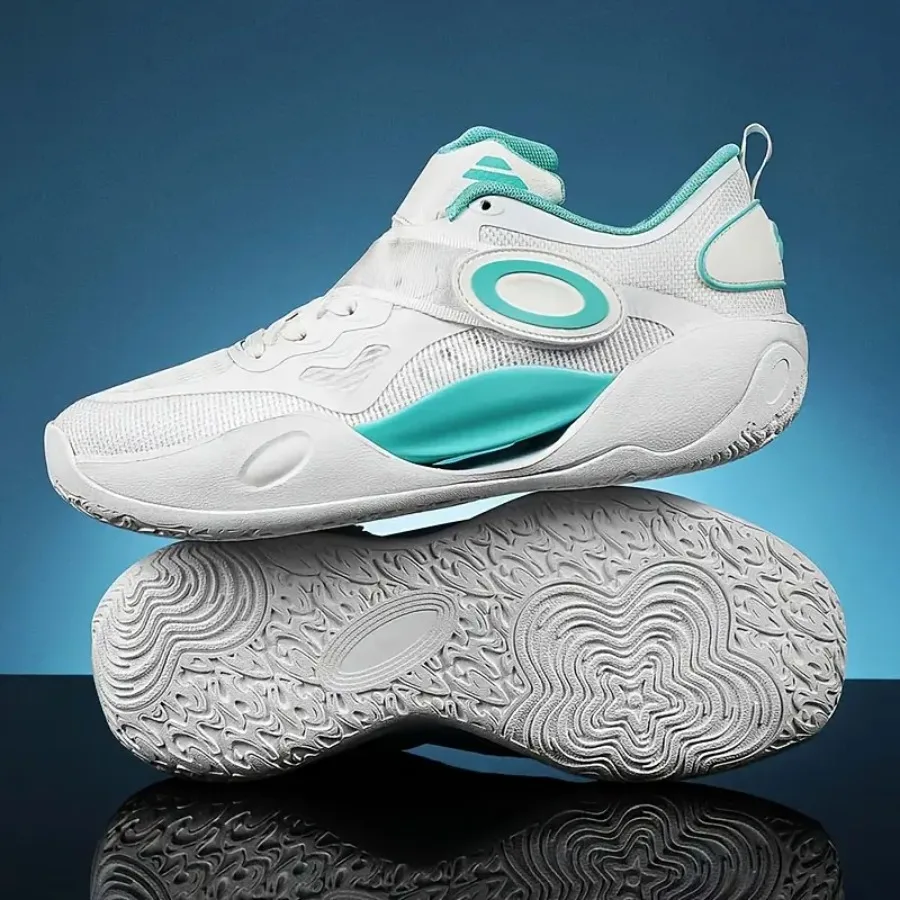 

Белые и синие контрастные практичные баскетбольные кроссовки с защитой от скольжения и износостойкостью для спорта и бега