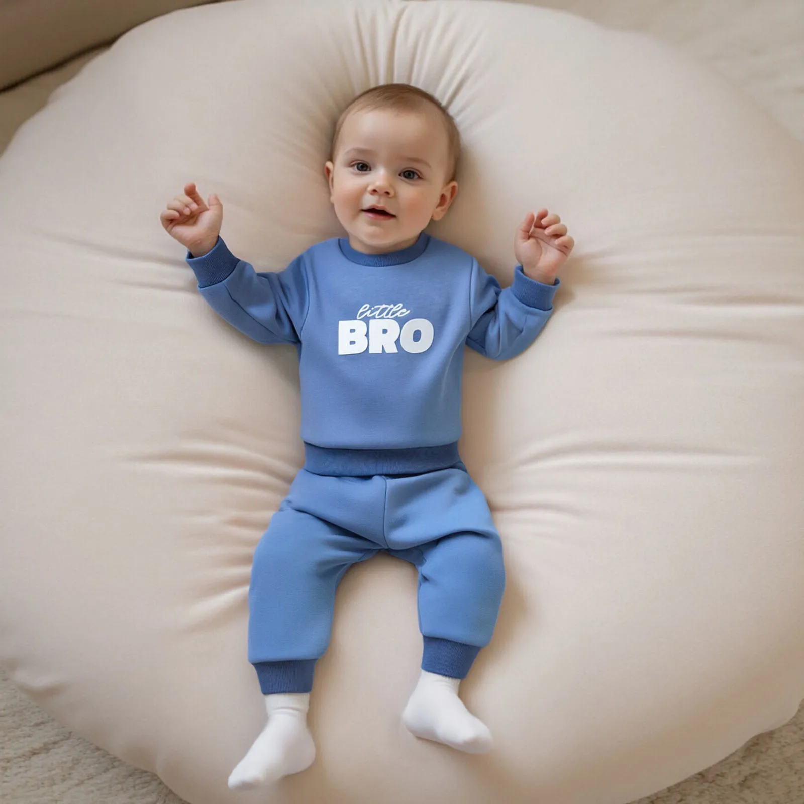 طقم سويت شيرت بأكمام طويلة مطبوع عليه حروف للخريف والشتاء للأطفال الصغار مكون من قطعتين