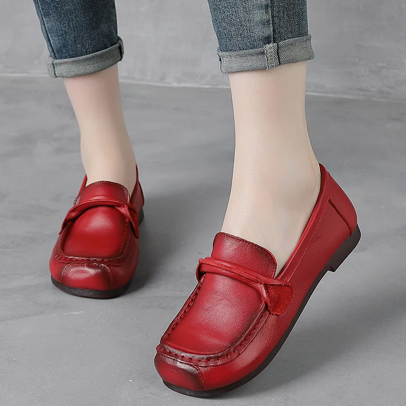 

2025 New red ballet flats ladies cow leather loafers women's luxury moccasins business office shoes mother travel flats woman