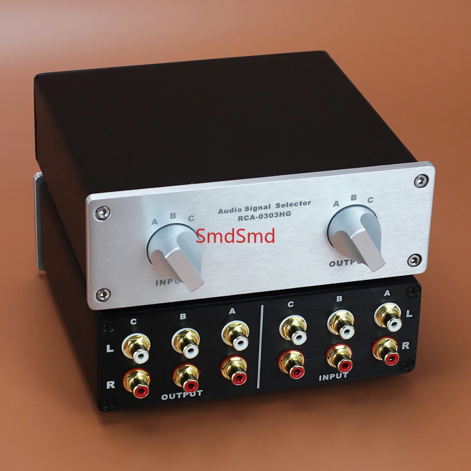 dual-channel audio signal switcher RCA high-end audio splitter Power amplifier manual switcher 4-1, 3-3 no need to plug in