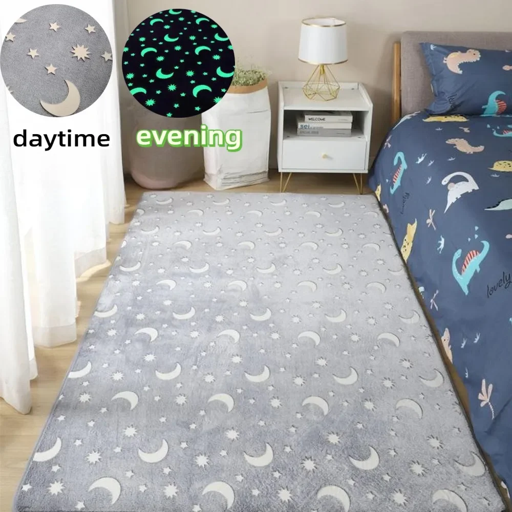 

Starry Sky Pattern Unique Soft Washable Modern Indoor Rugs for Kids Anti-Slip Bedroom Living Room Rugs Glow-in-the-dark Carpet