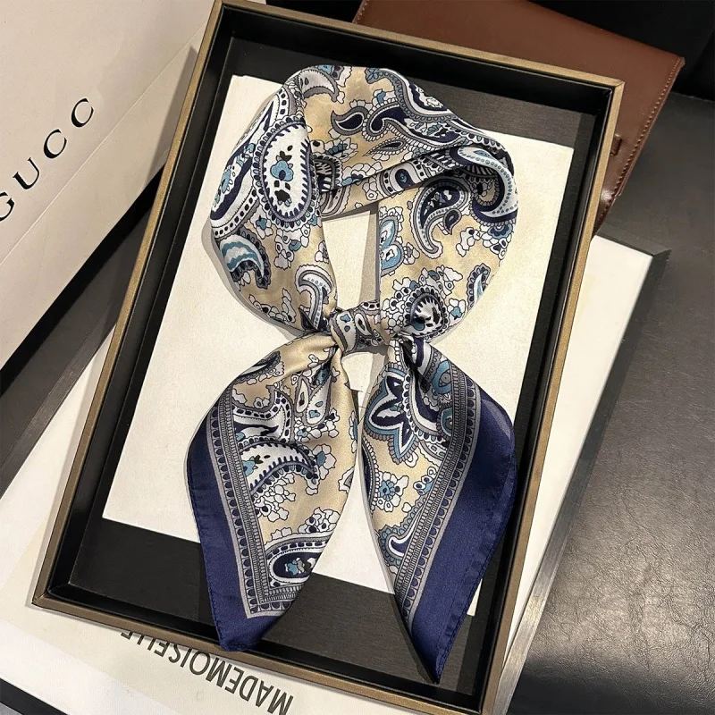 Luxury Satin Square Scarf Pais - Face Scarf Mask avis et prix
